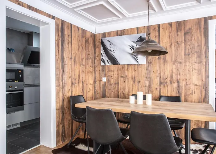 Josianne בקתה סאס פה